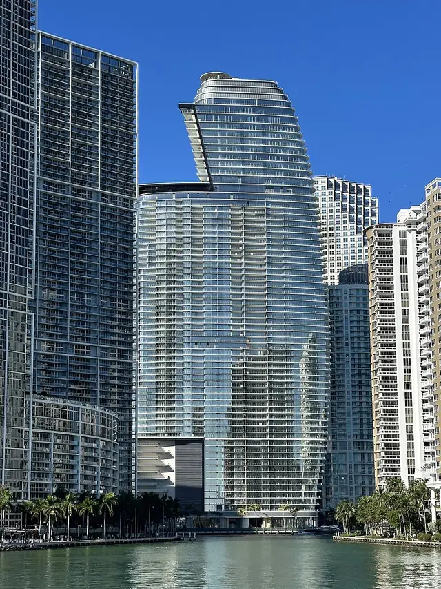 Aston Martin Residences, Miami