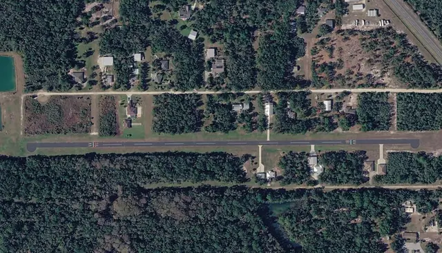 Cedars Airfield (FA71), Cedar Key
