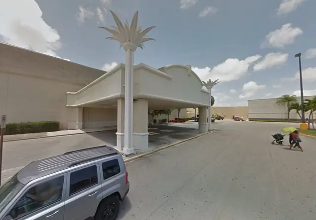 20507 S Dixie Hwy, Cutler Bay