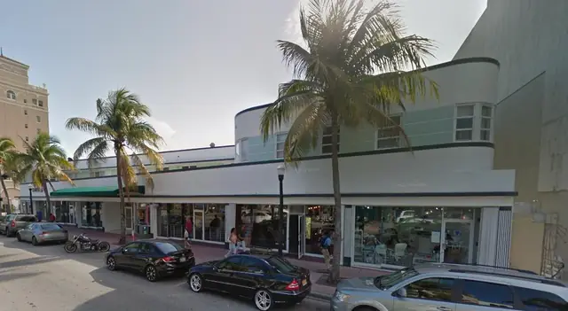 1224 Washington Ave, the real place behind Frills & Fancy