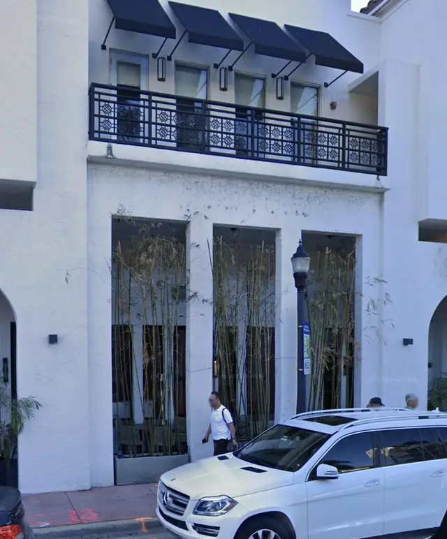500 South Pointe Dr, Miami Beach