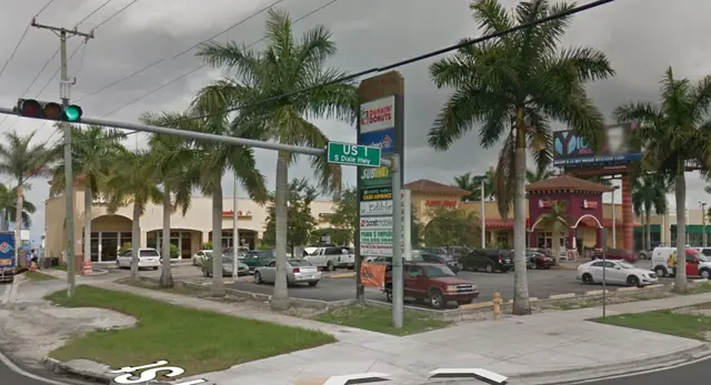 Golden Plaza, Florida City