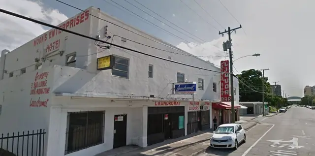 378 NW 5th St, Miami