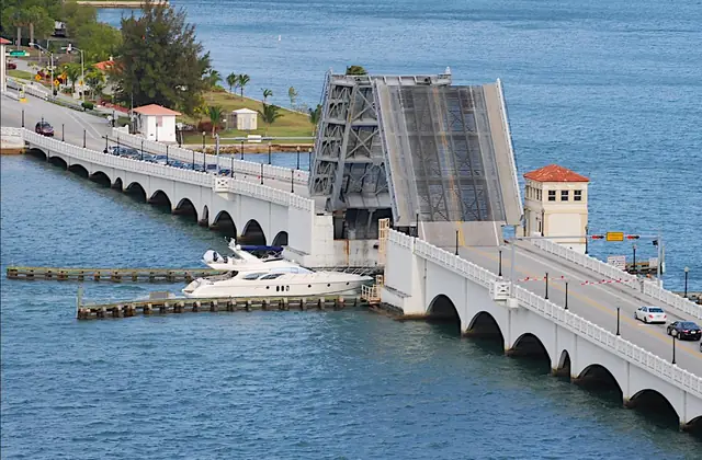 East Venetian Causeway Bridge, Miami Beach