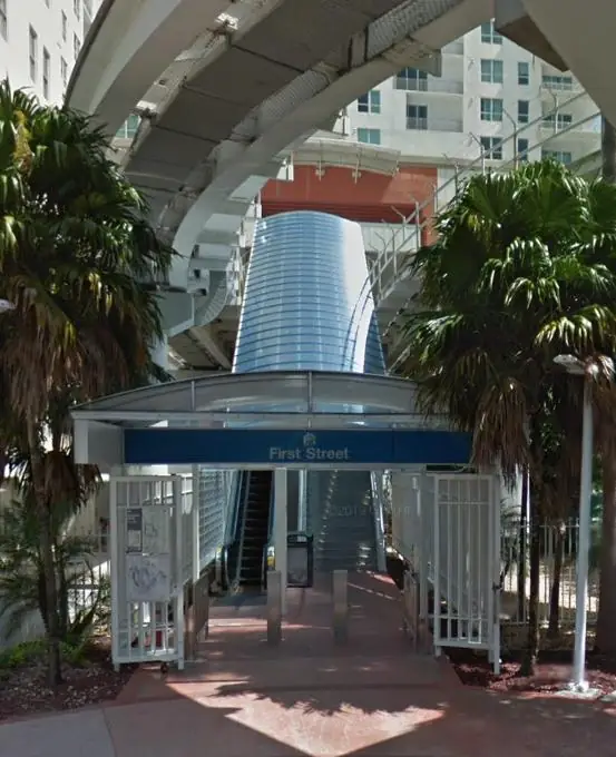 First Street Station, Miami